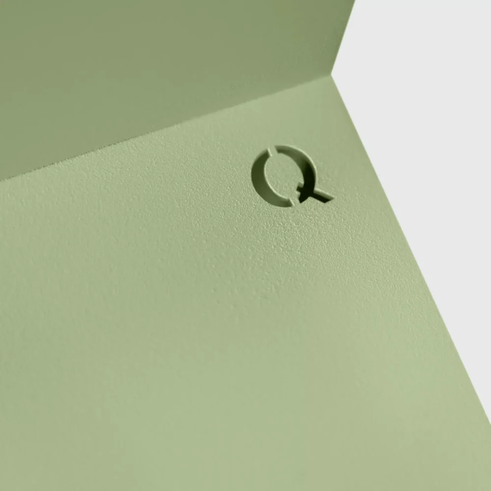 Q_Tinky-scaled-1.webp Q_Tinky-scaled-1.webp